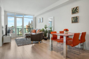 Guest Favorite! Riverside Downtown w Walking Trails, FREE Wine, Parking, Banff Pass & Gym!